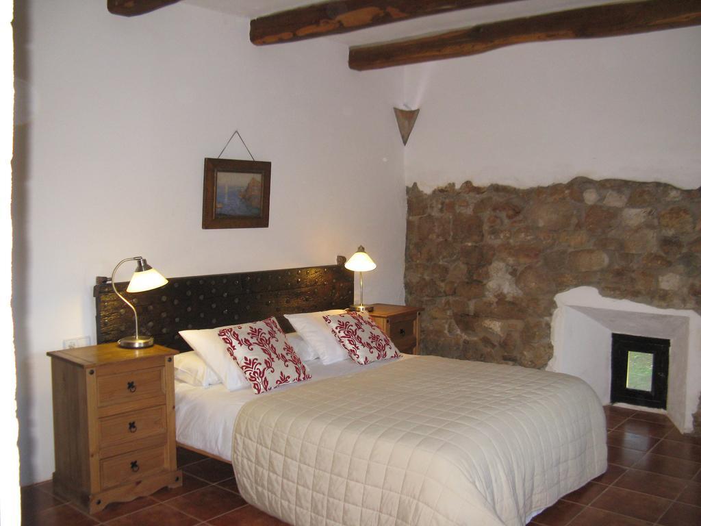 Hotel Mas Pelegri Serinya Номер фото